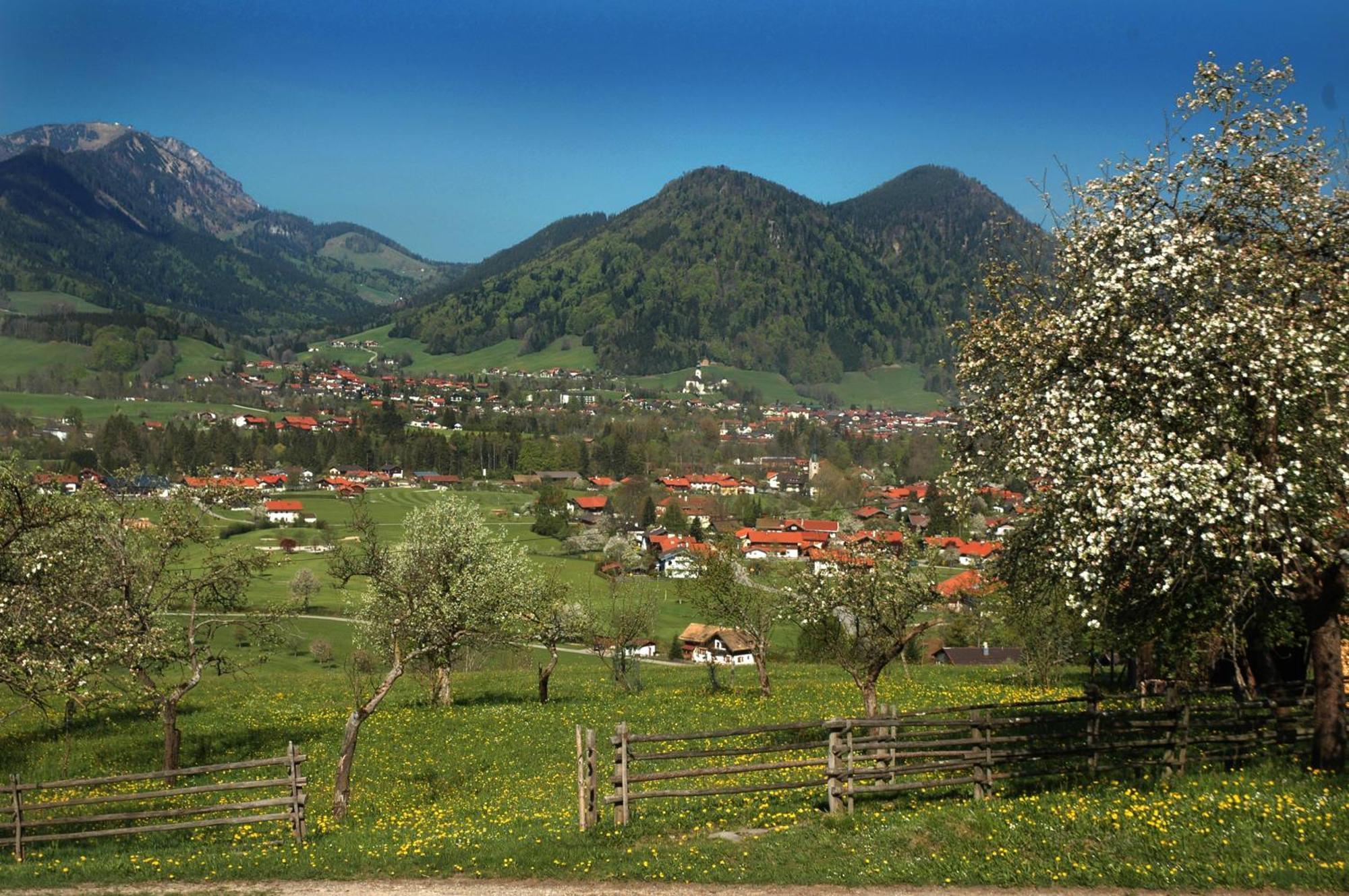Chalets & Apartments Beim Waicher Ruhpolding Exteriör bild